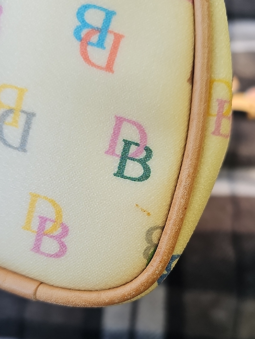 Dooney & Bourke Mini Barrel Bag - Picture 8 of 8